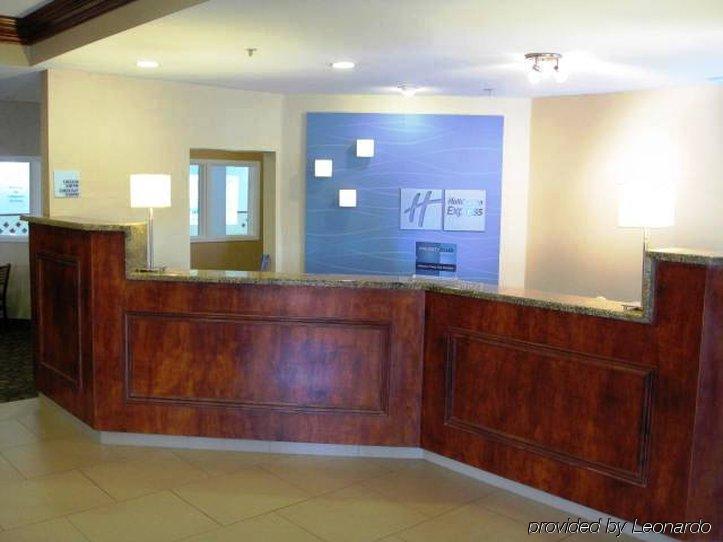 Holiday Inn Express Layton - I-15 By Ihg Interior foto